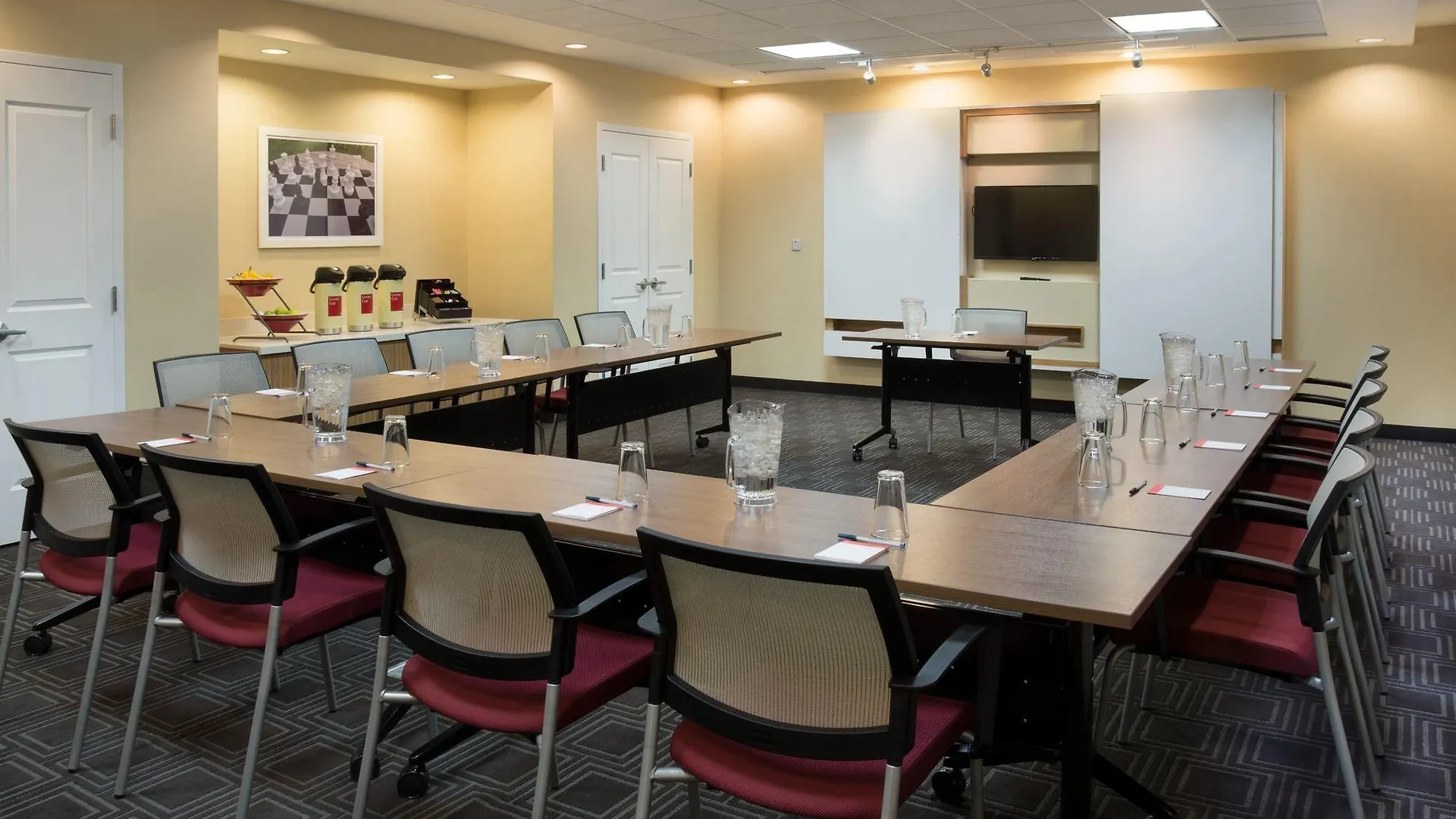 Towneplace Suites By Marriott Ottawa Kanata Otel